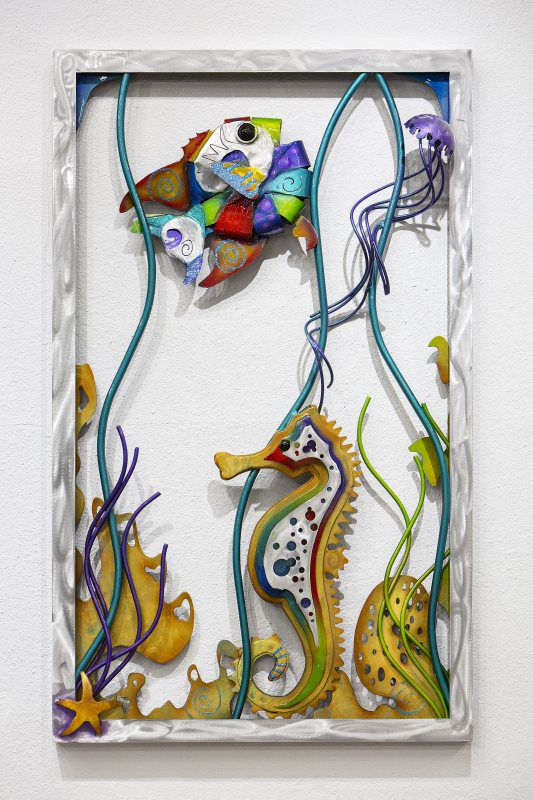 ANGEL FISH, SEA HORSE, JELLYFISH SEA LIFE FRAME SCENE